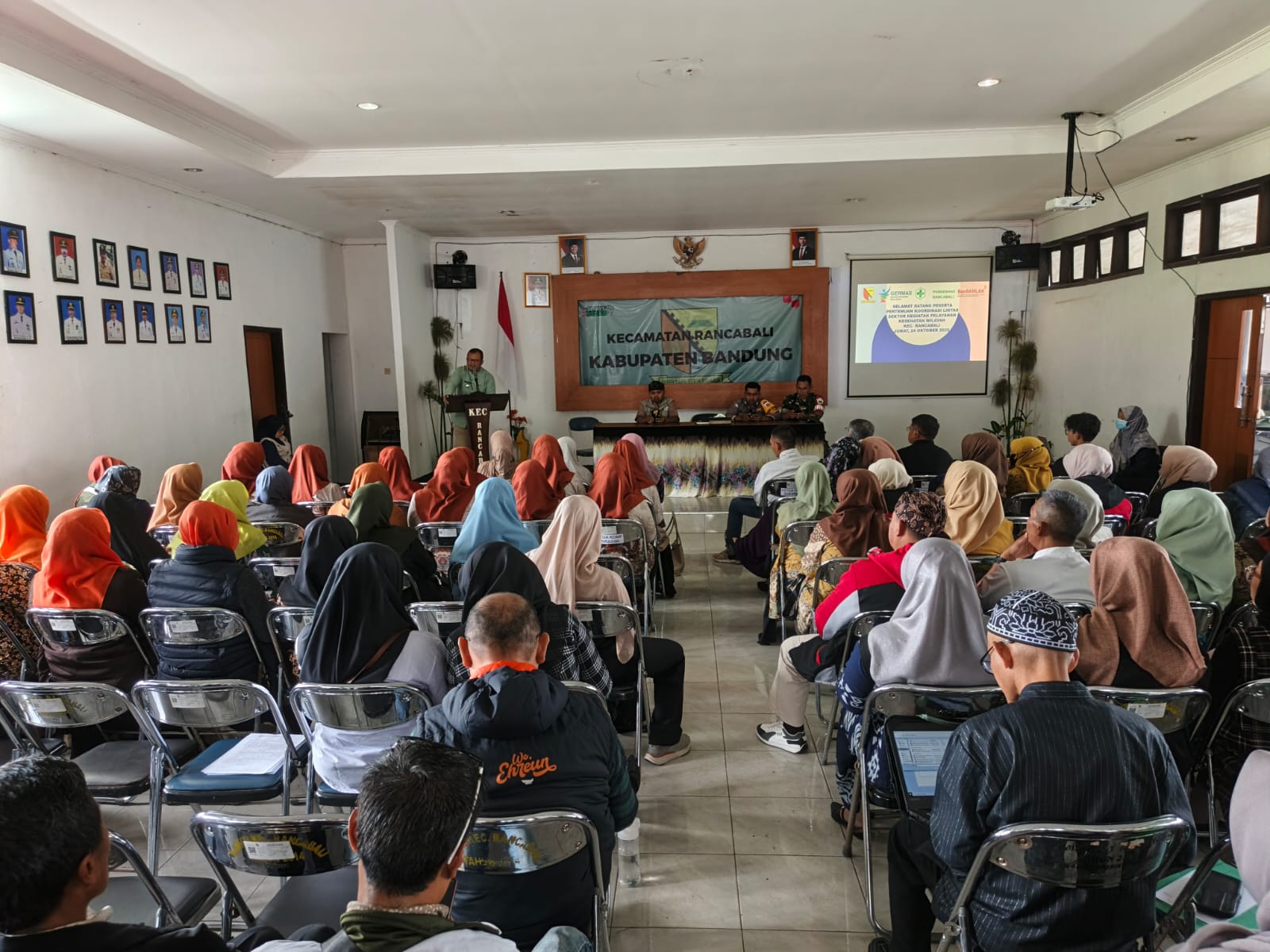 koordinasi-lintas-sektor-bidang-kesehatan-di-kecamatan-rancabali-wujud-sinergi-menuju-masyarakat-sehat